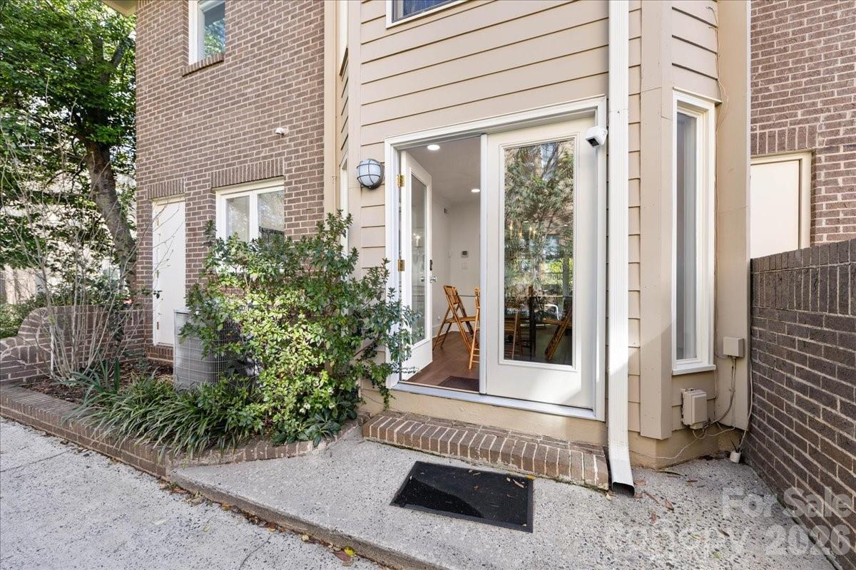 Myers Park - Residential