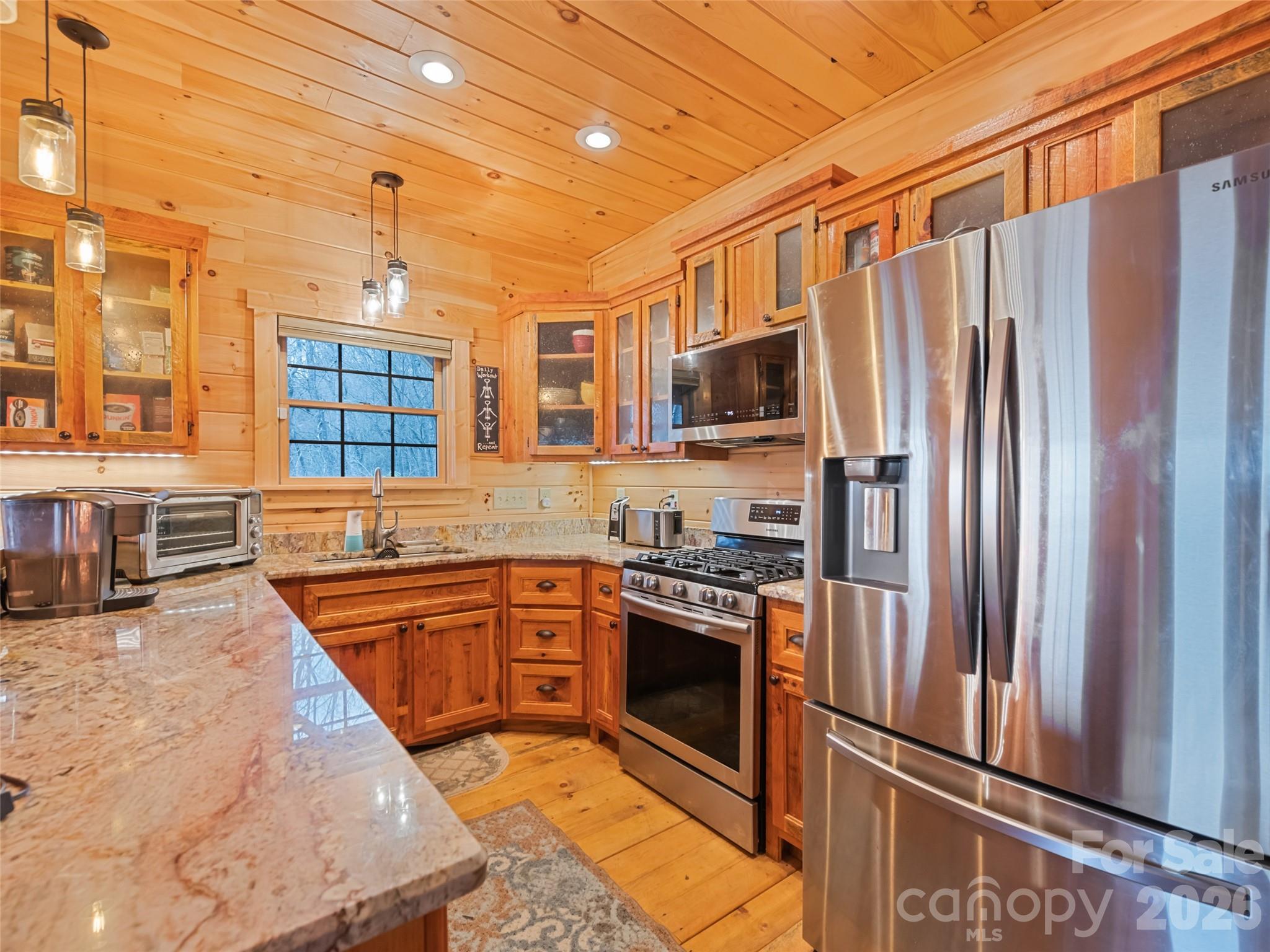 High Splendor - Residential