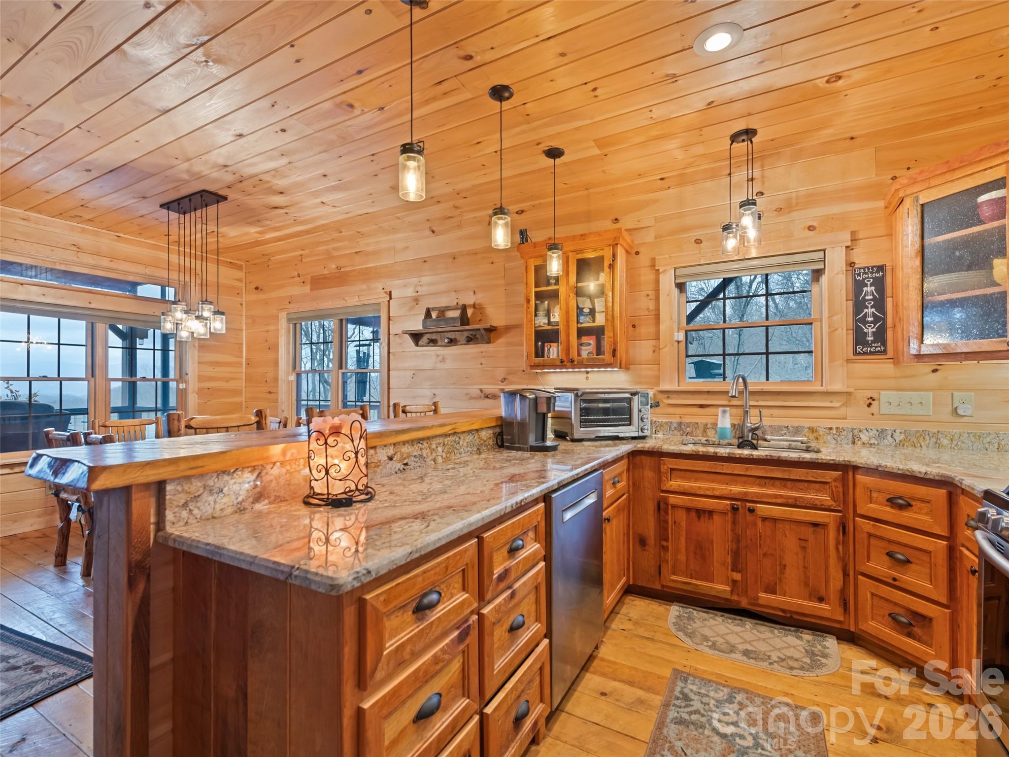 High Splendor - Residential