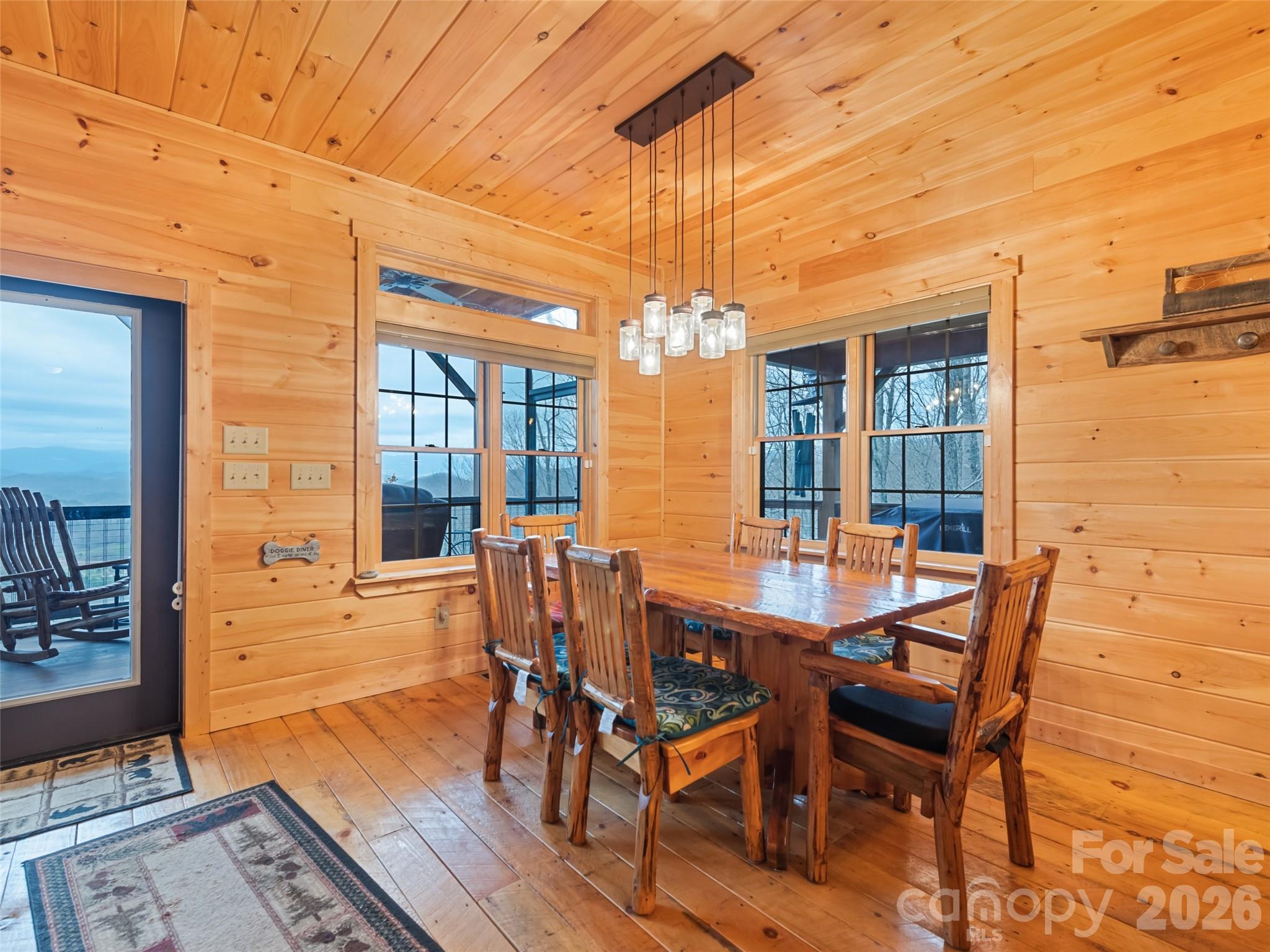 High Splendor - Residential