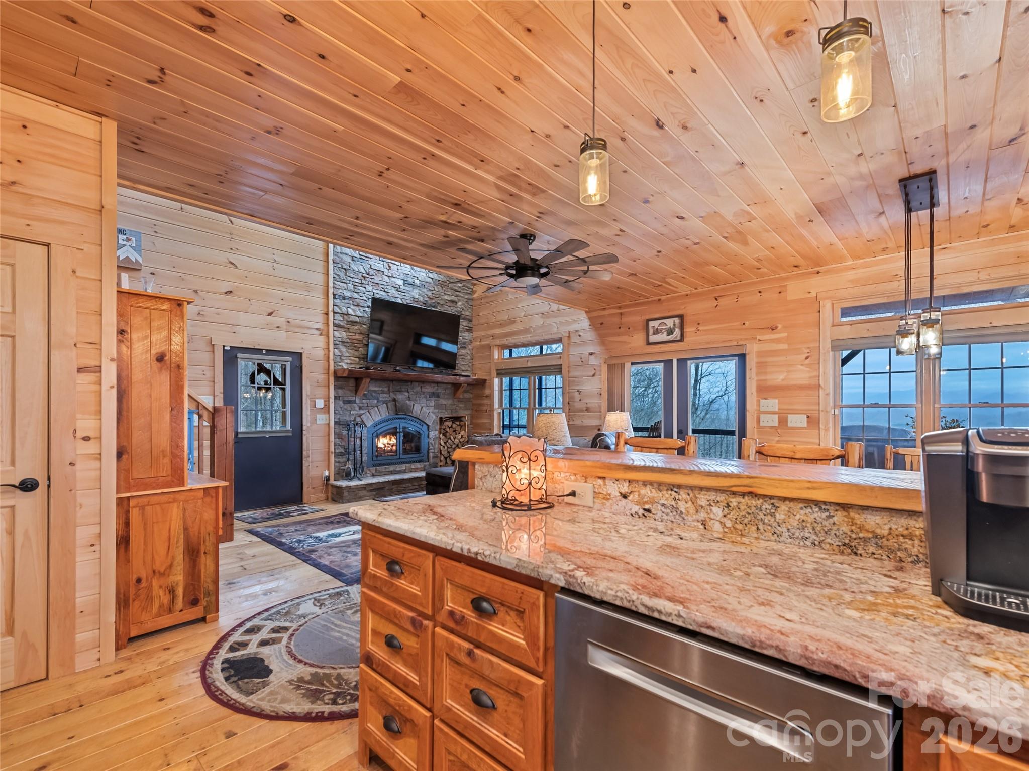 High Splendor - Residential