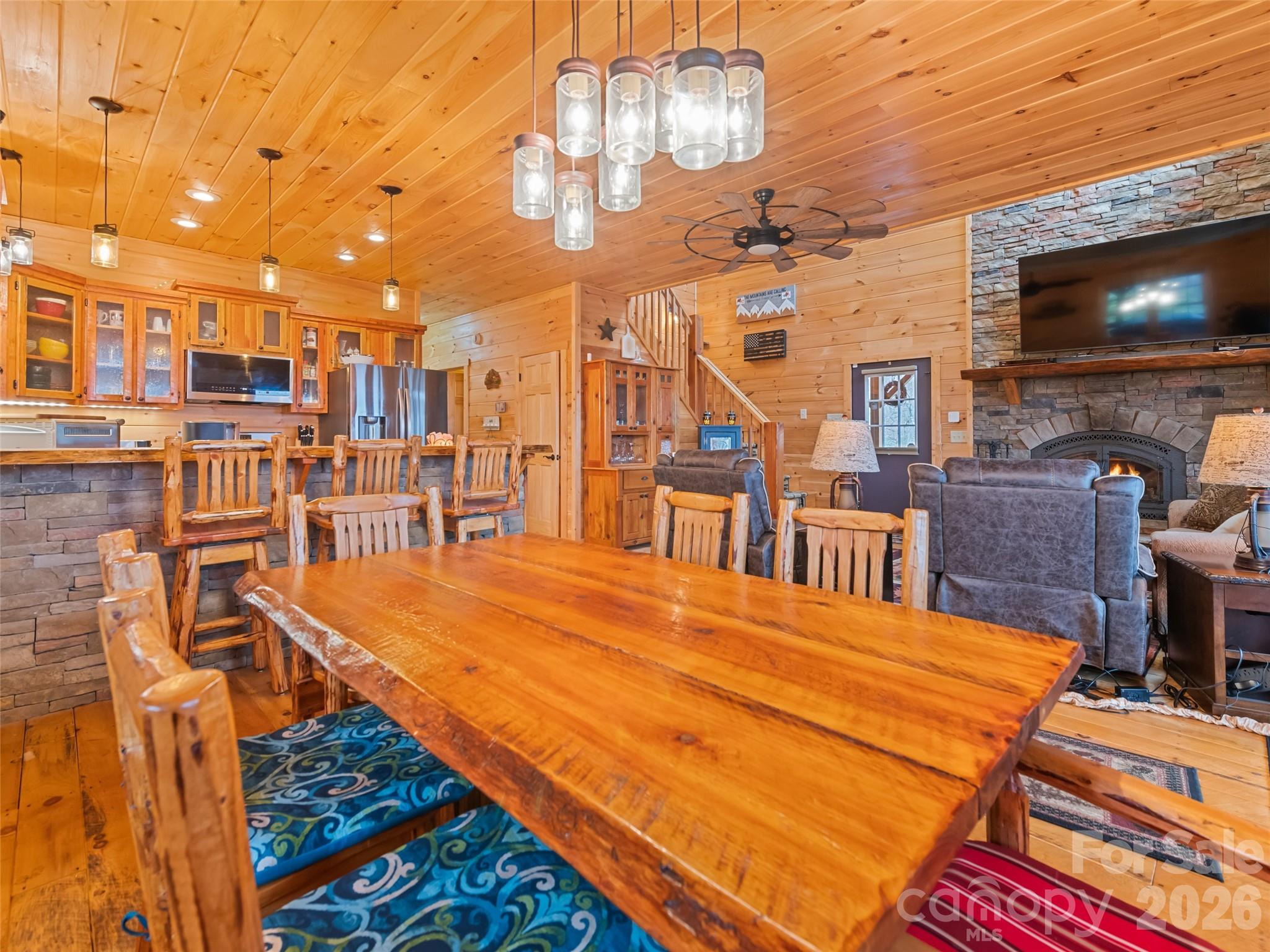 High Splendor - Residential