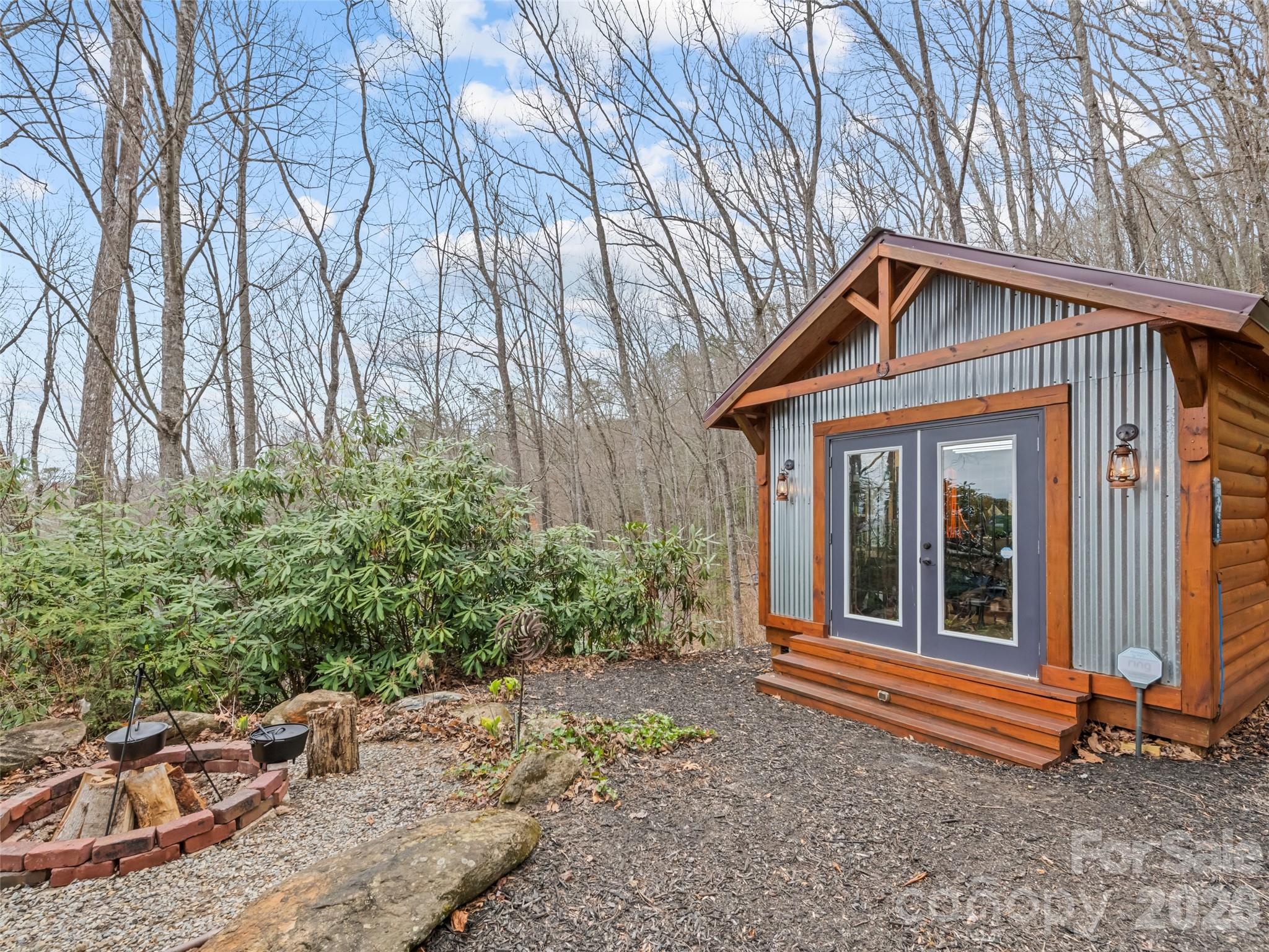 High Splendor - Residential