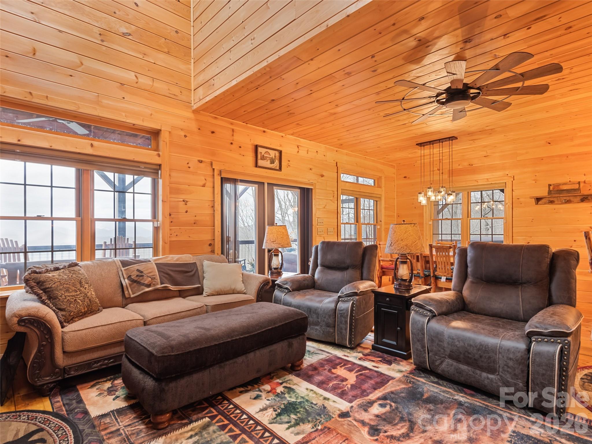 High Splendor - Residential