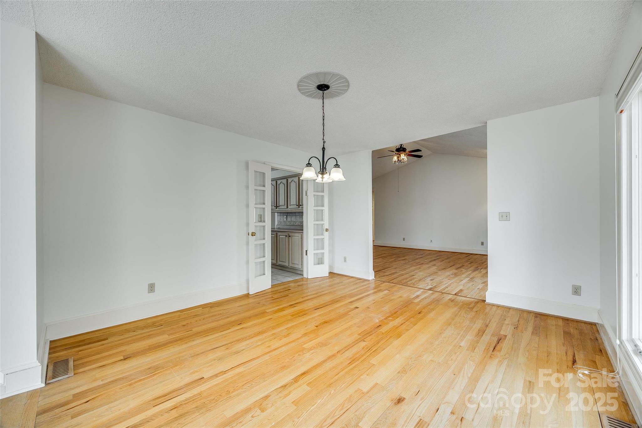 Tega Cay - Residential