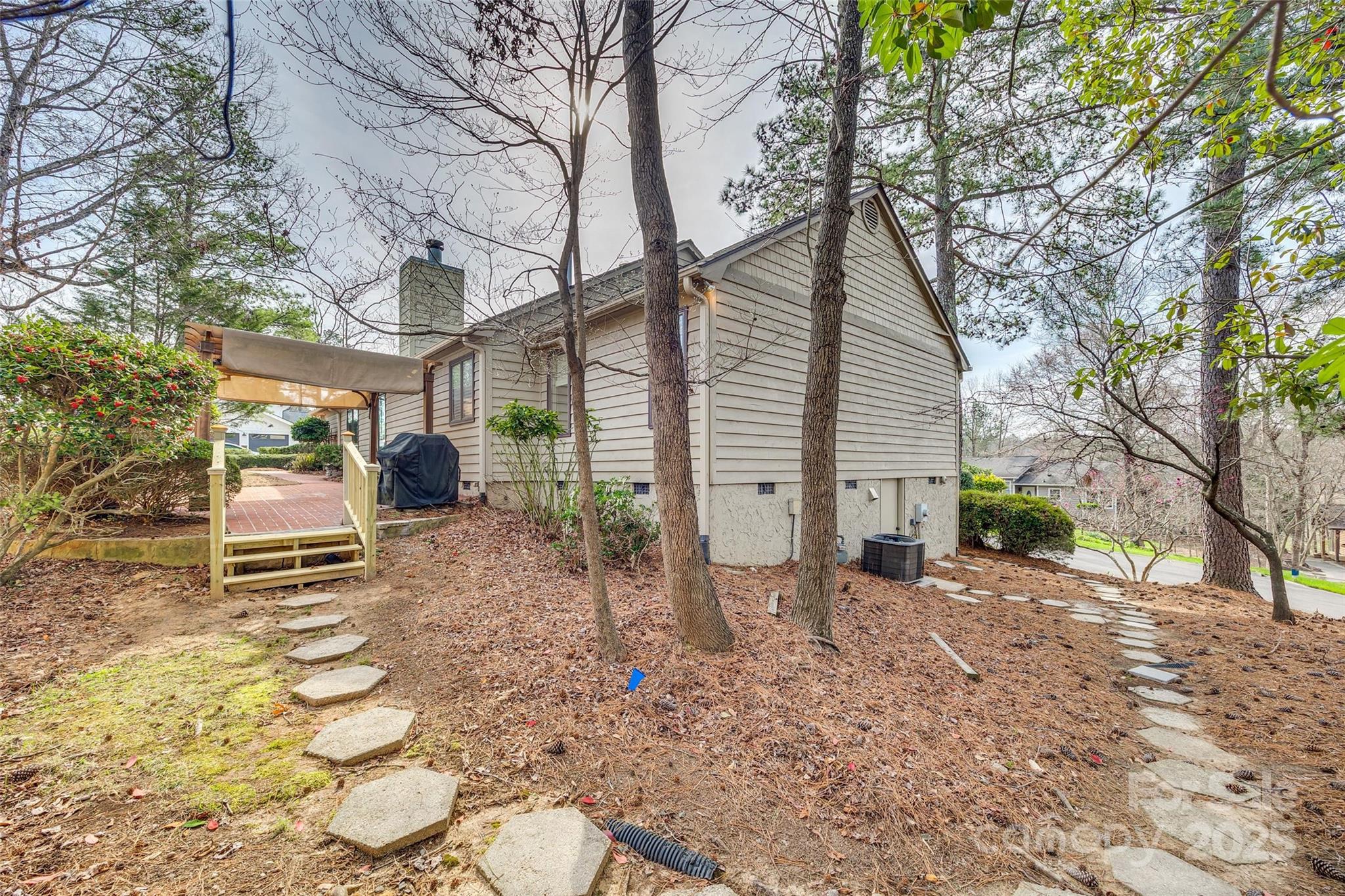 Tega Cay - Residential