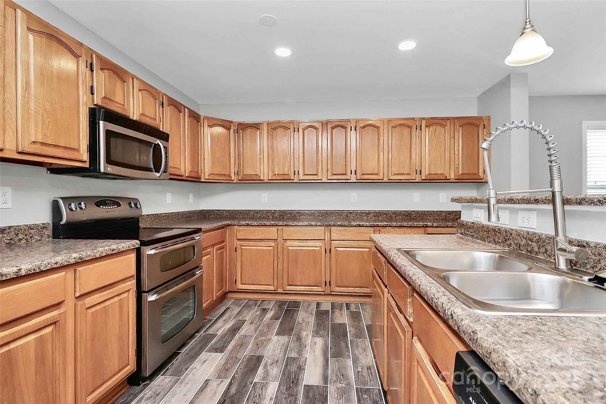 Waterlyn - Residential