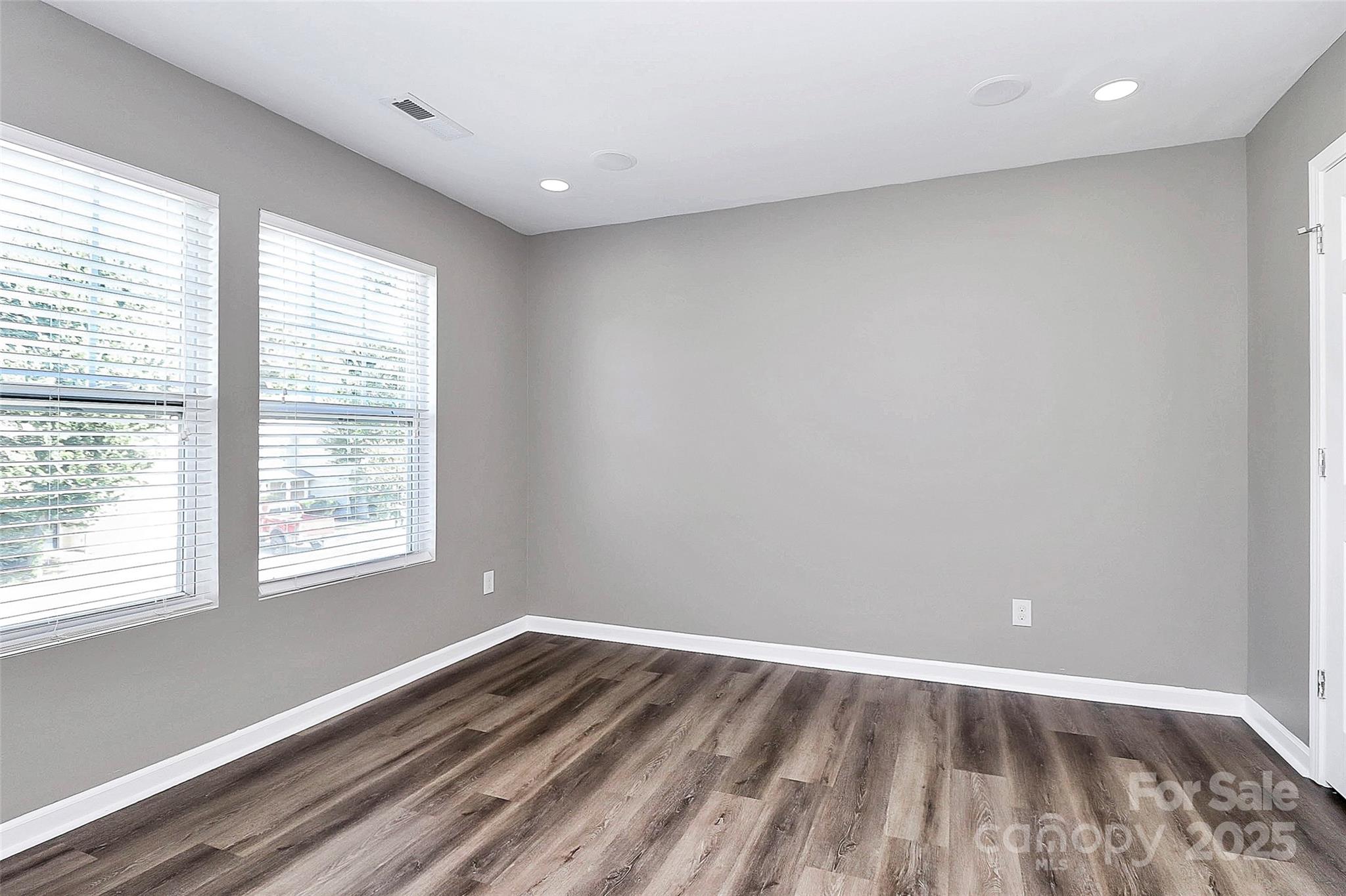 Waterlyn - Residential