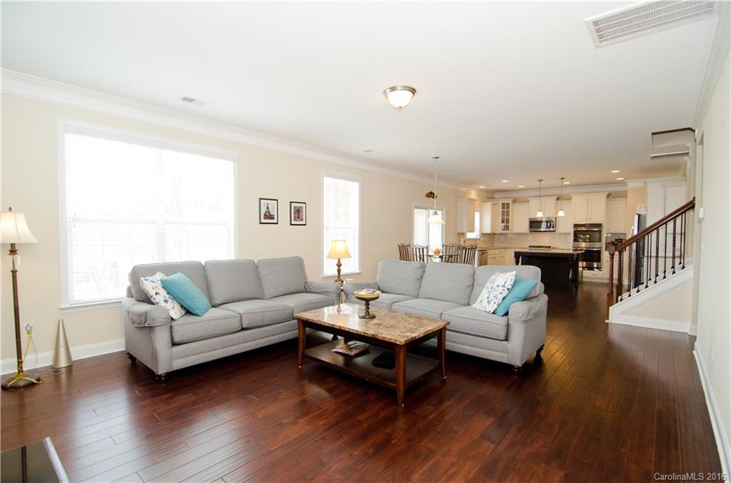 Lake Ridge - Residential