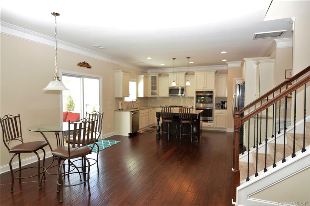 Lake Ridge - Residential