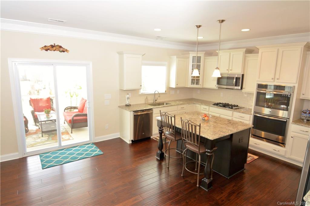 Lake Ridge - Residential