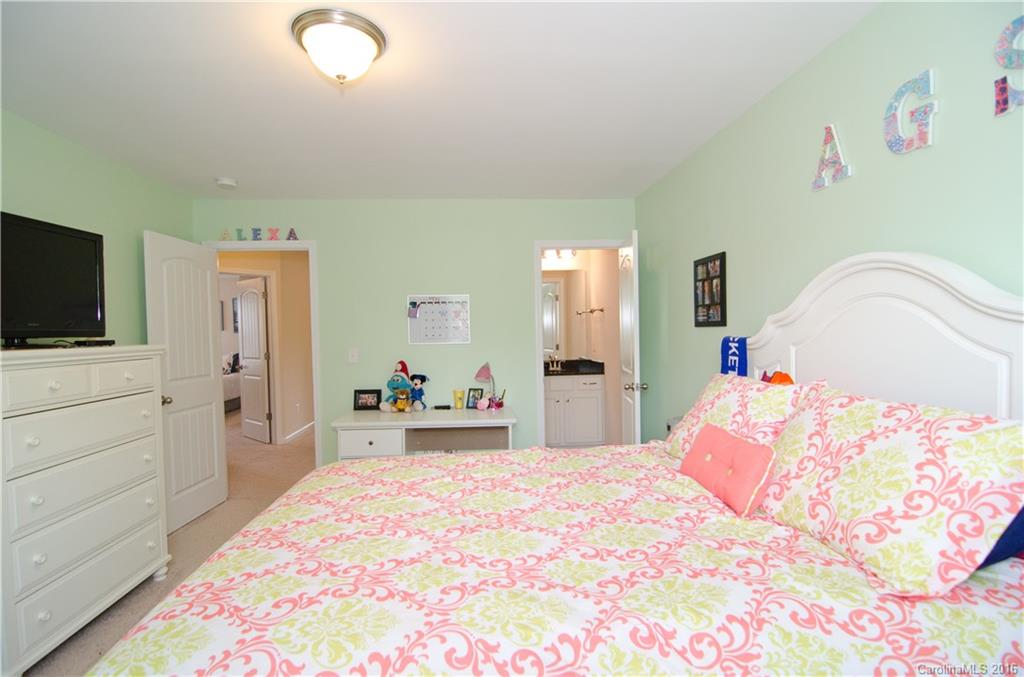 Lake Ridge - Residential