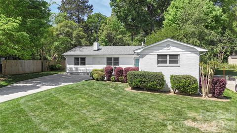 Photo of 5322 Baker Drive, Charlotte, NC 28210 (MLS # 4368861)