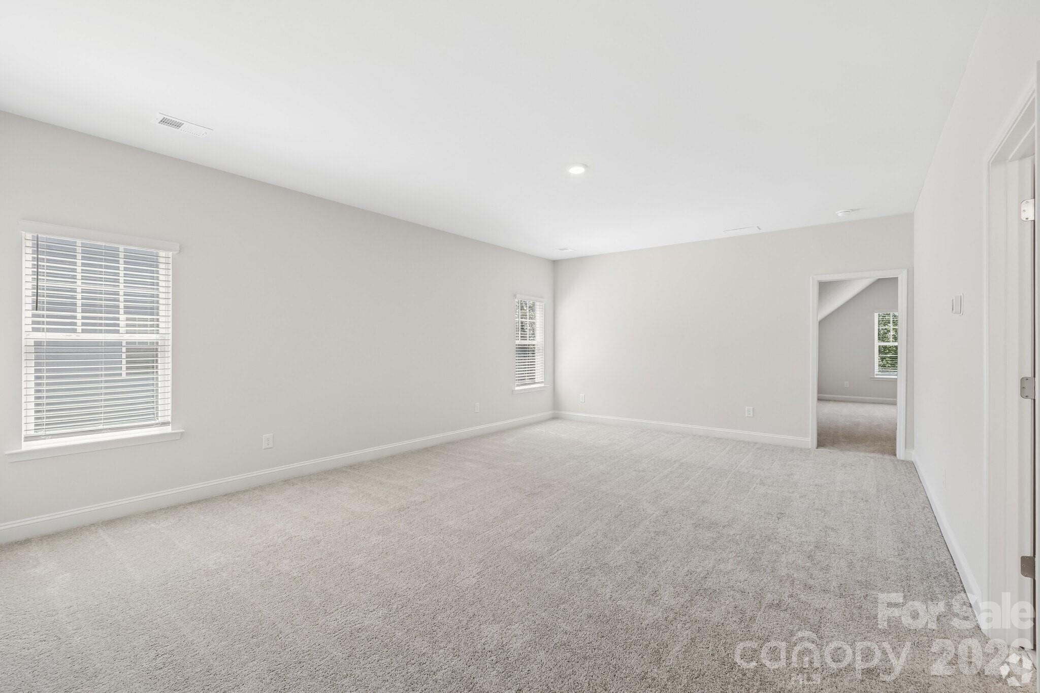 9601 Pointer Road 77