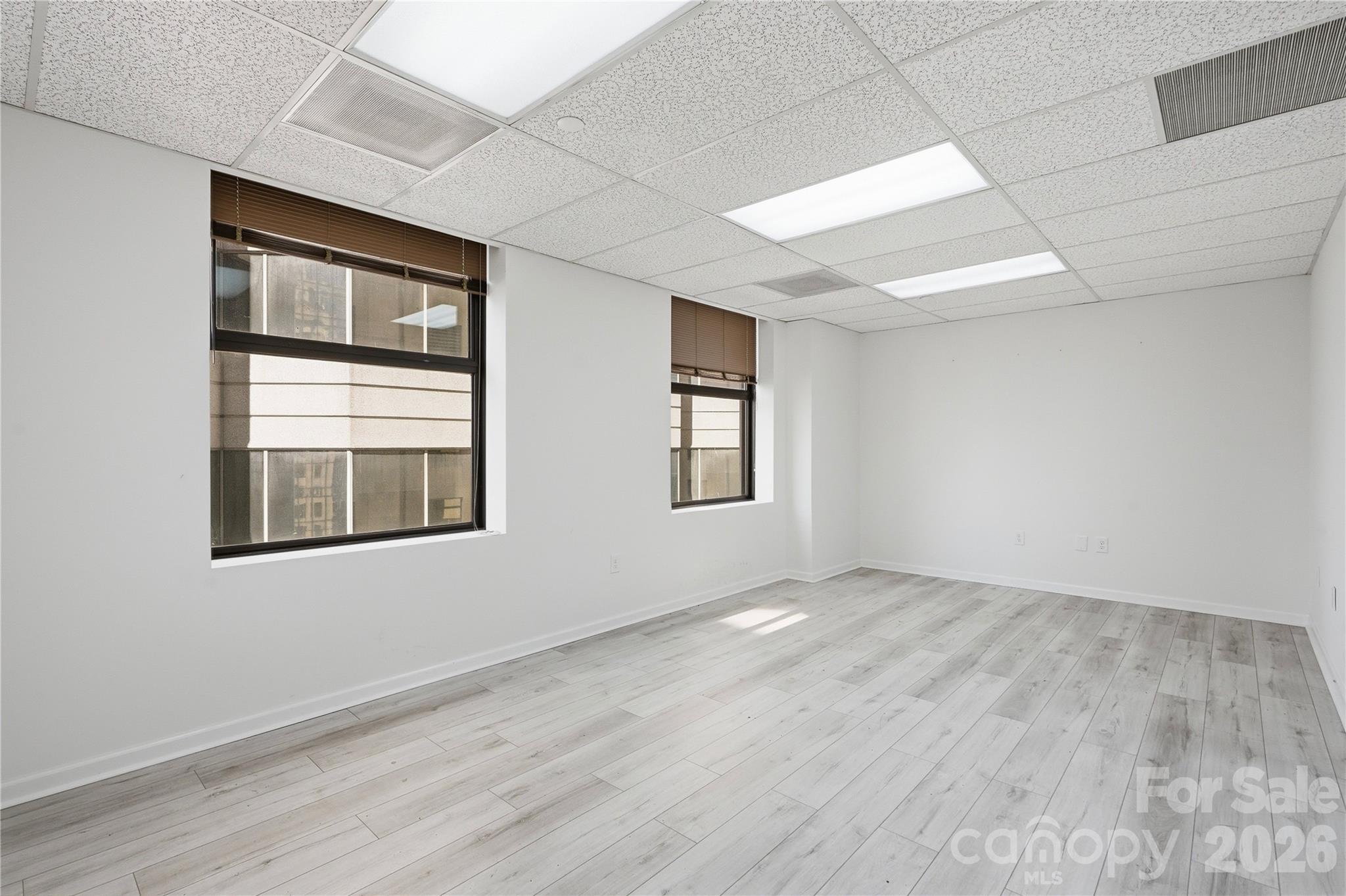 112 S Tryon Street 1570