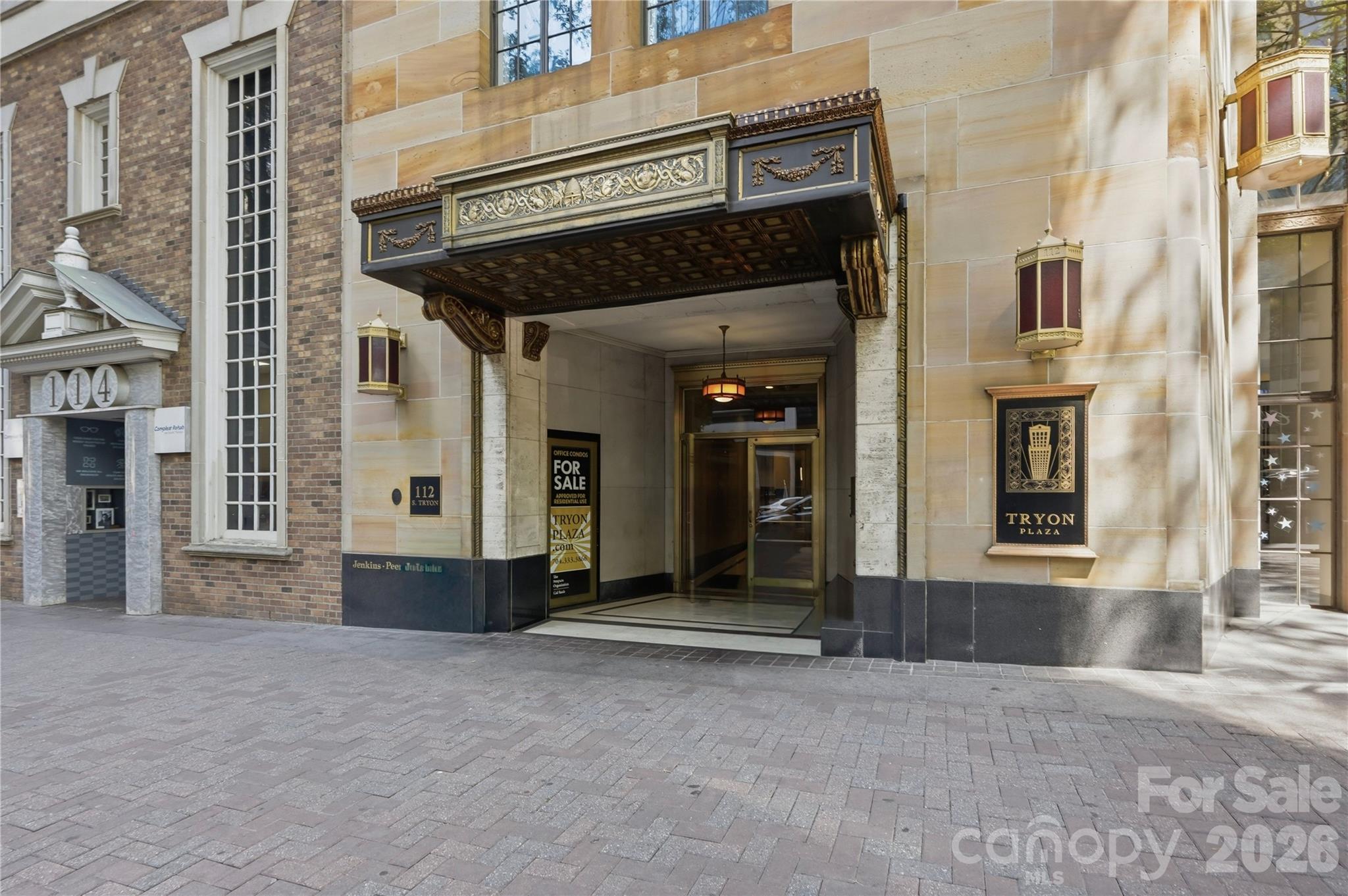 112 S Tryon Street 1570