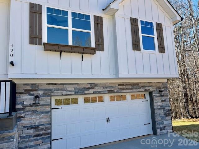 420 Scarlett Oak Court NE