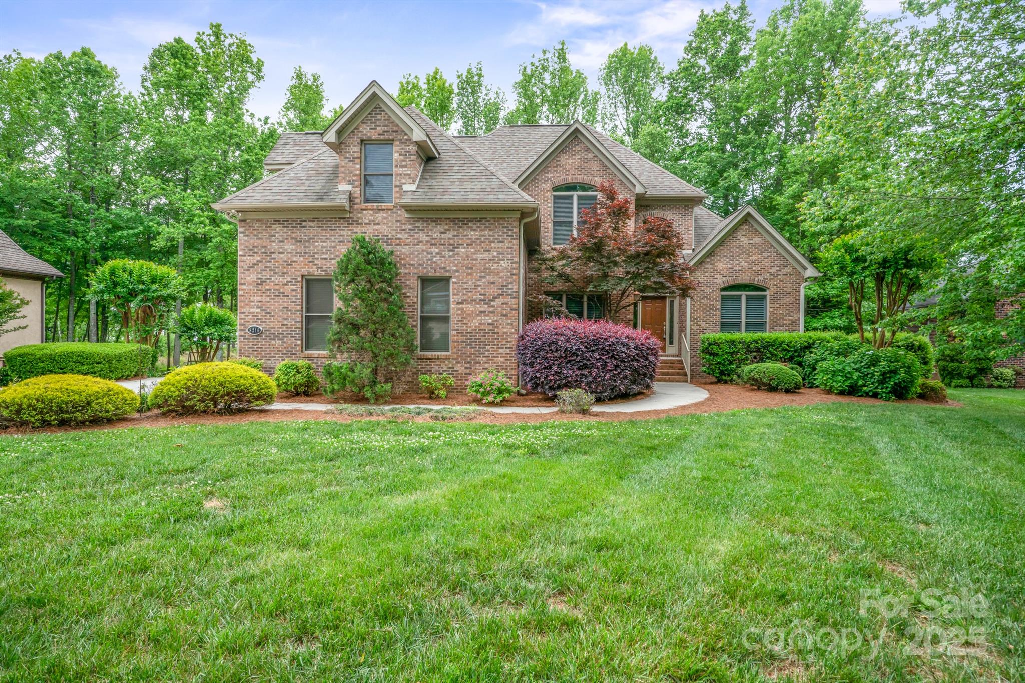 8216 Malibu Pointe Lane