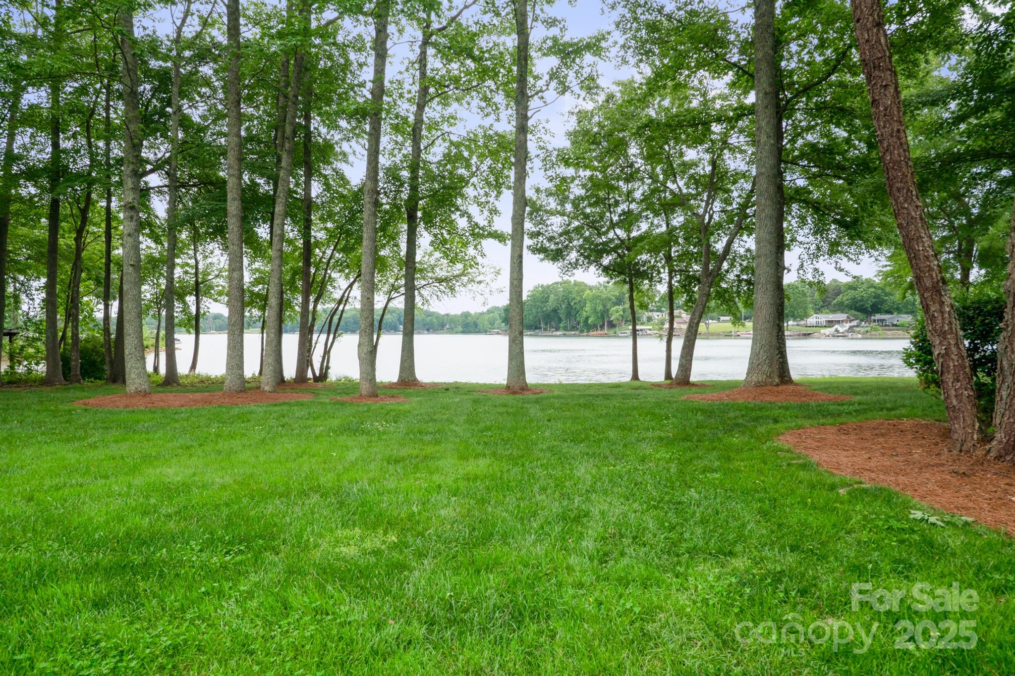 8216 Malibu Pointe Lane