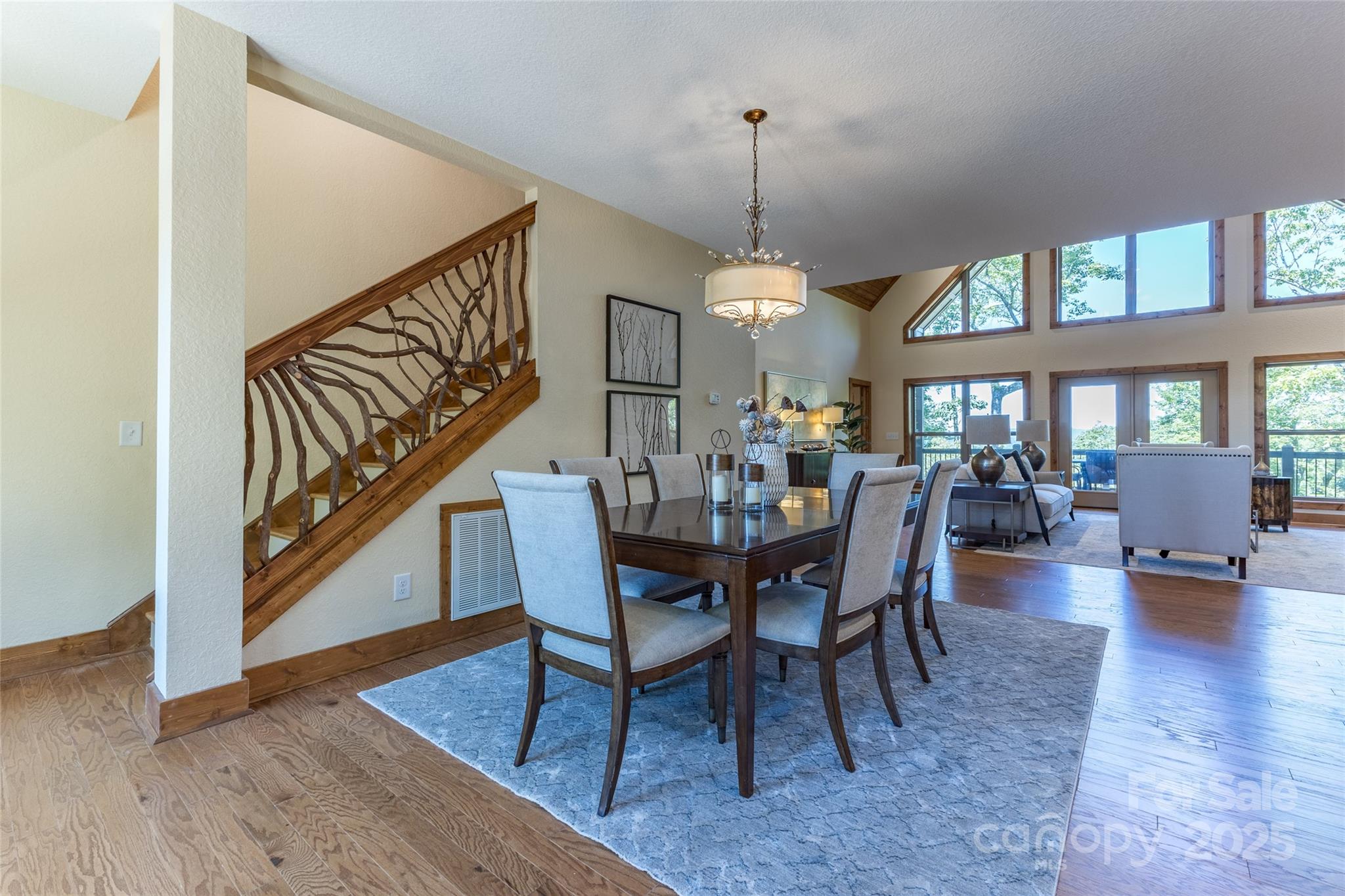 The Crest - Residential