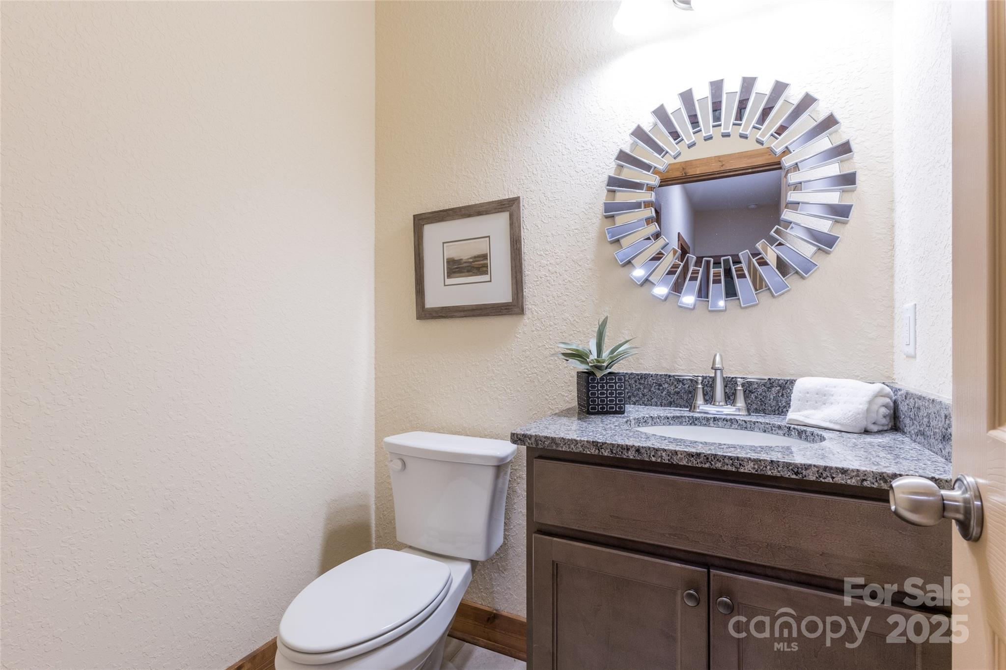 The Crest - Residential