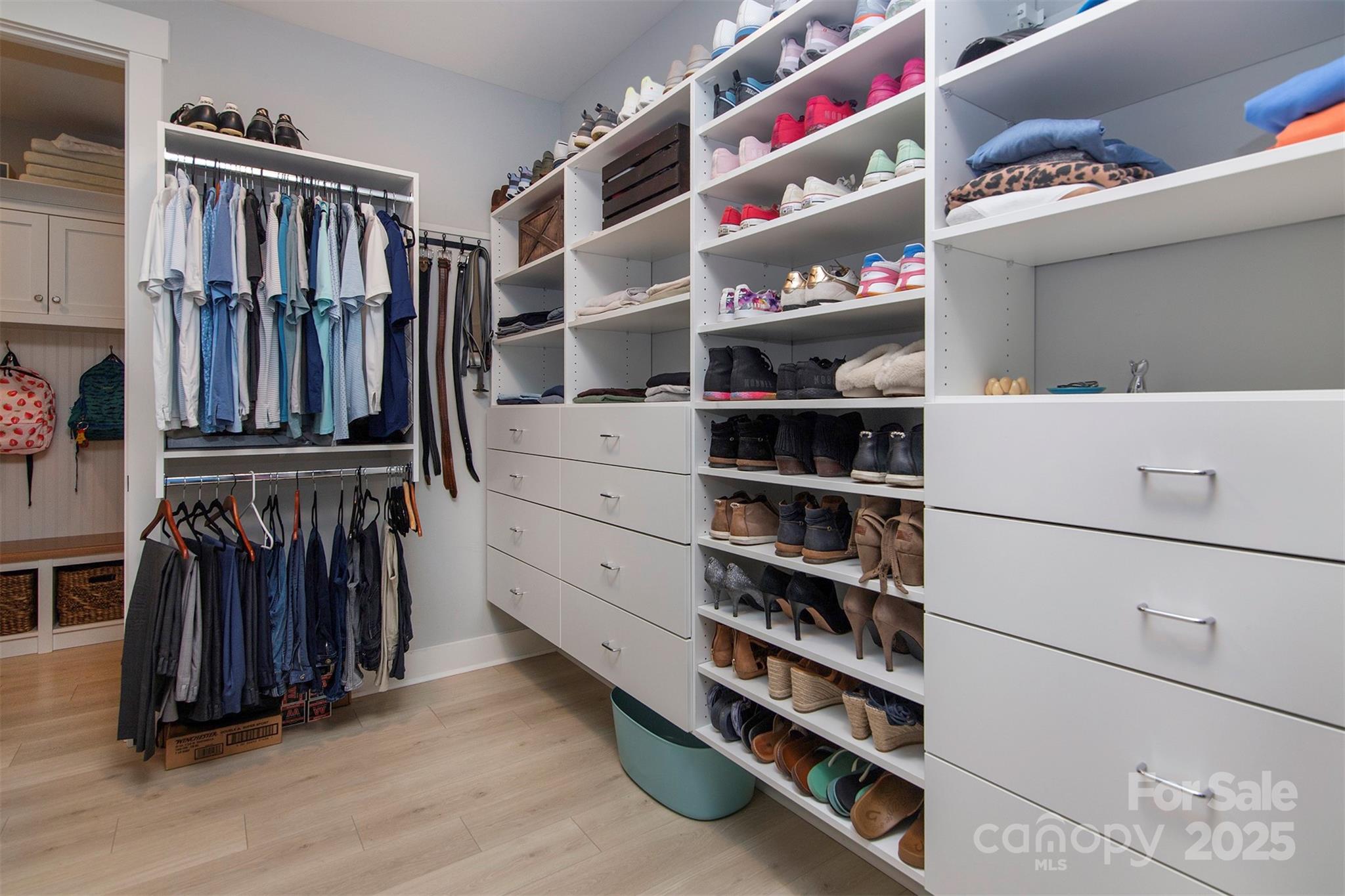 Granary Oaks - Residential