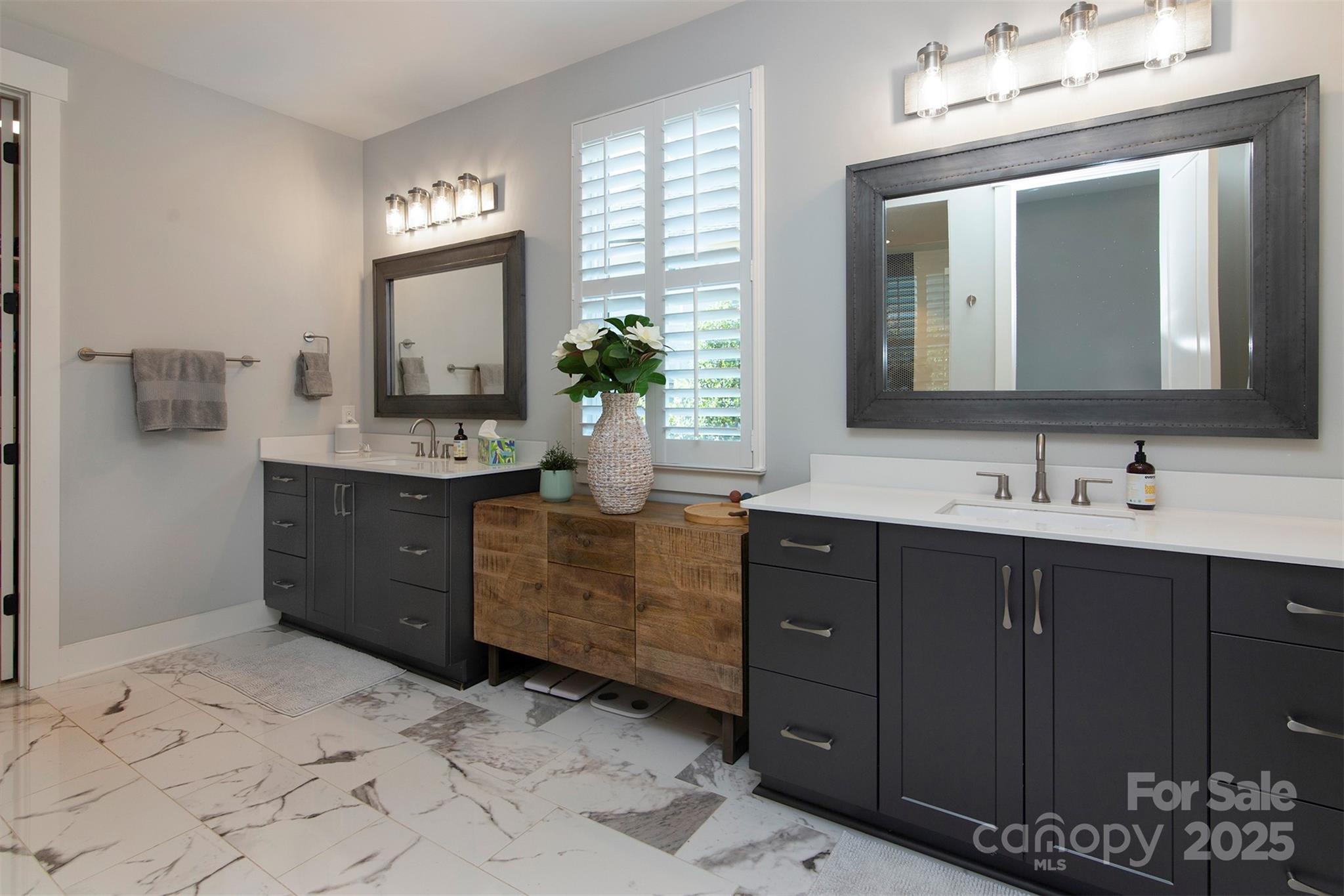 Granary Oaks - Residential