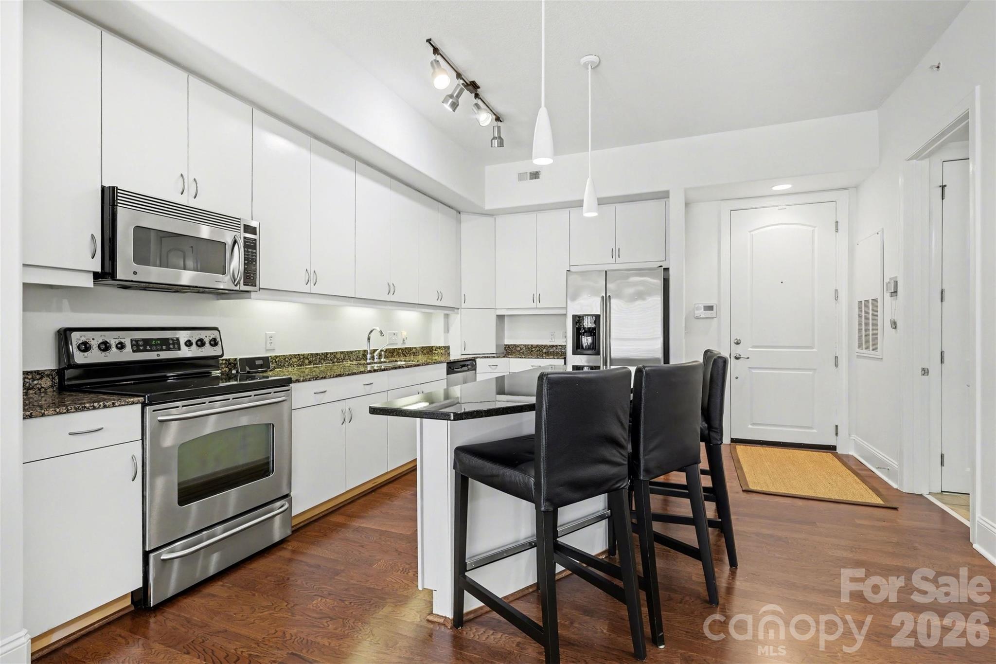 Piedmont Row - Residential