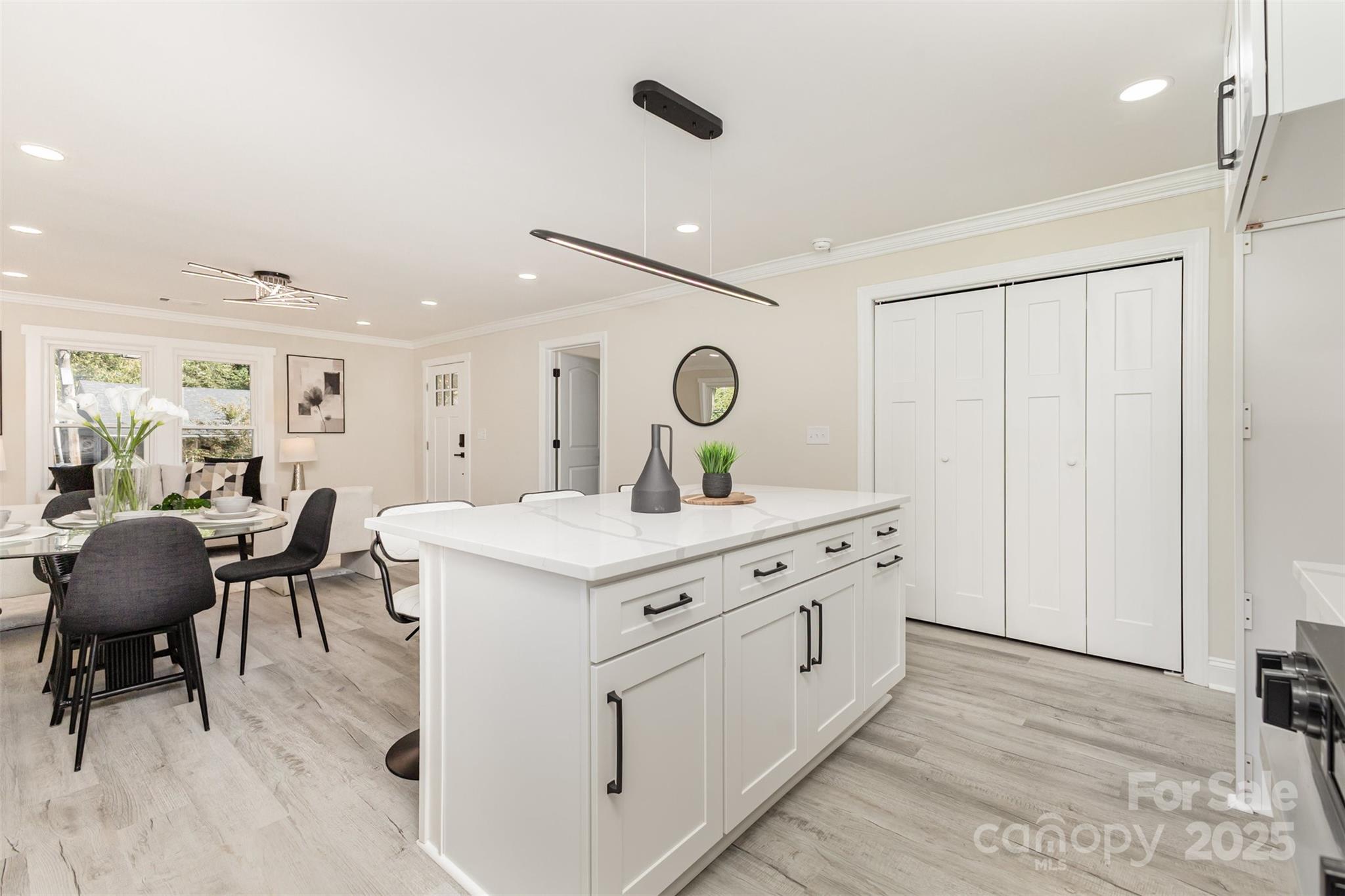 823 Frederick Street