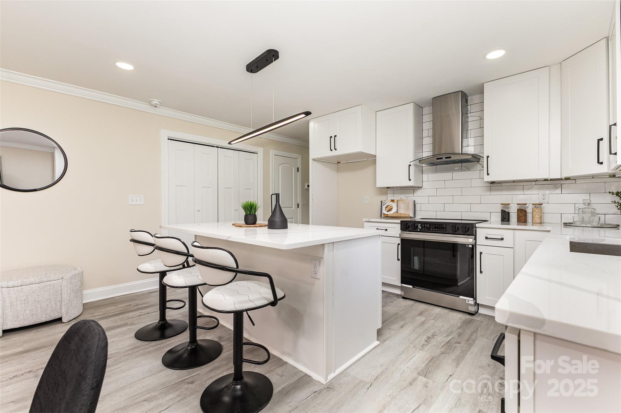 823 Frederick Street