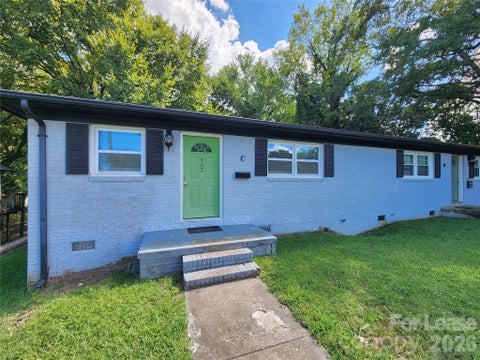 Photo of 162 Cabarrus Avenue, Concord, NC 28025 (MLS # 4424632)