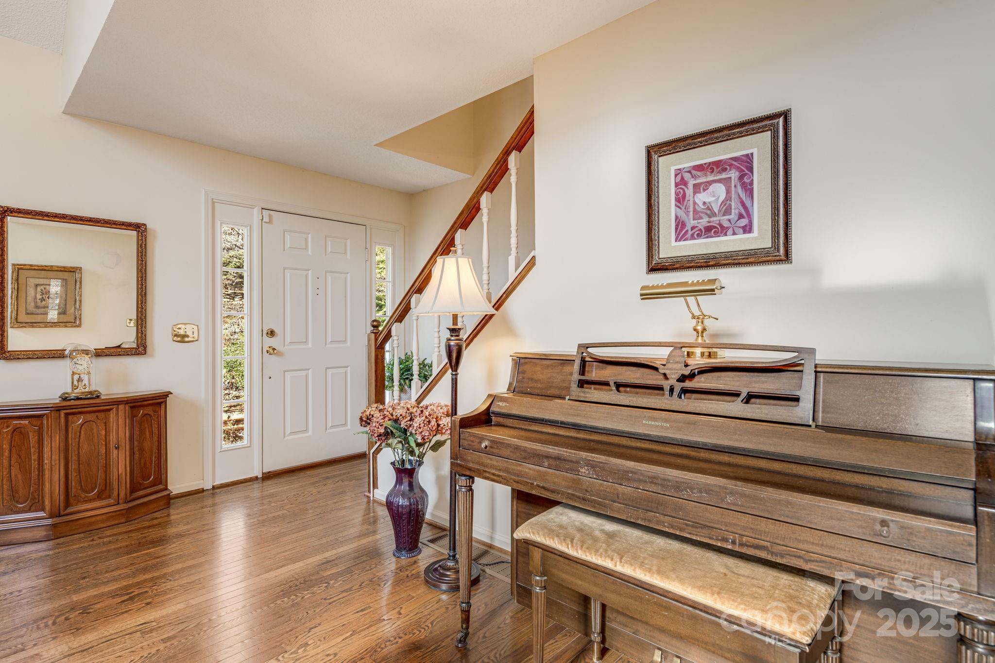 Arden, North Carolina 28704, United States, 2 Bedrooms Bedrooms, ,4 BathroomsBathrooms,Residential,Active,81497