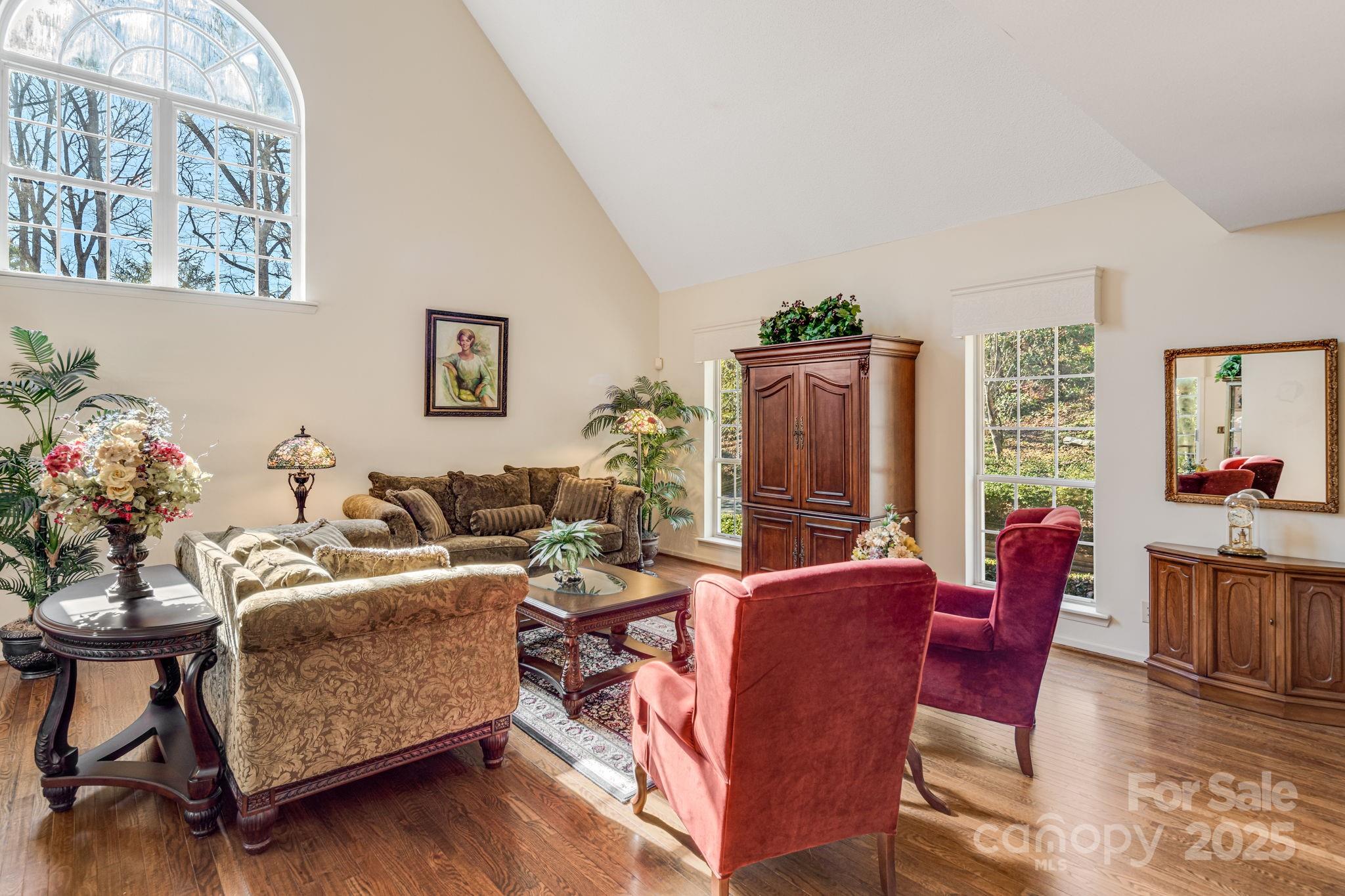 Arden, North Carolina 28704, United States, 2 Bedrooms Bedrooms, ,4 BathroomsBathrooms,Residential,Active,81497