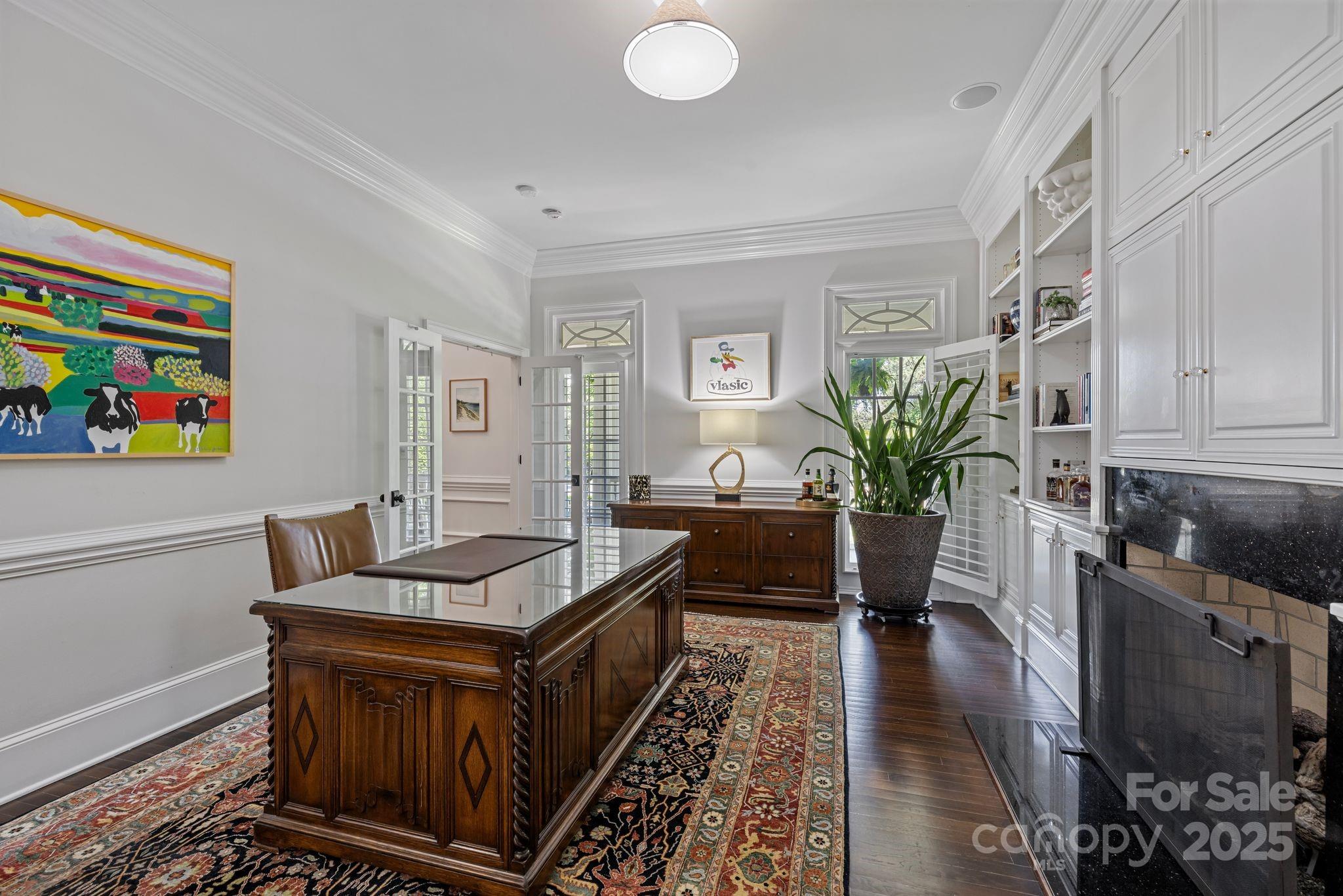 The Peninsula - Residential