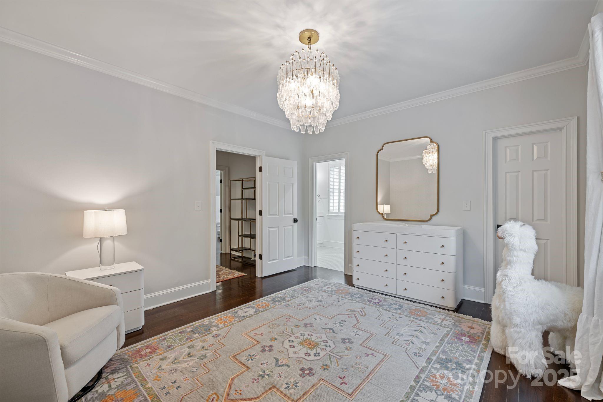 The Peninsula - Residential