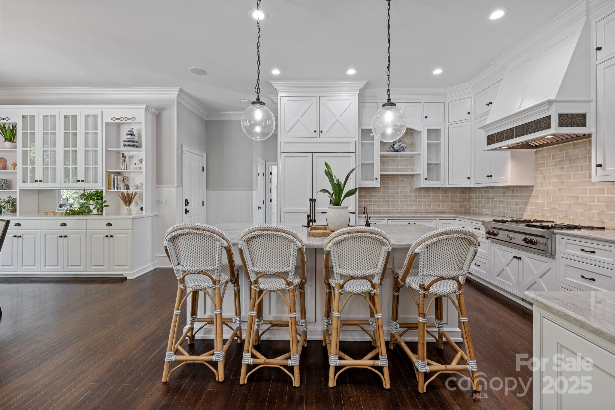 The Peninsula - Residential