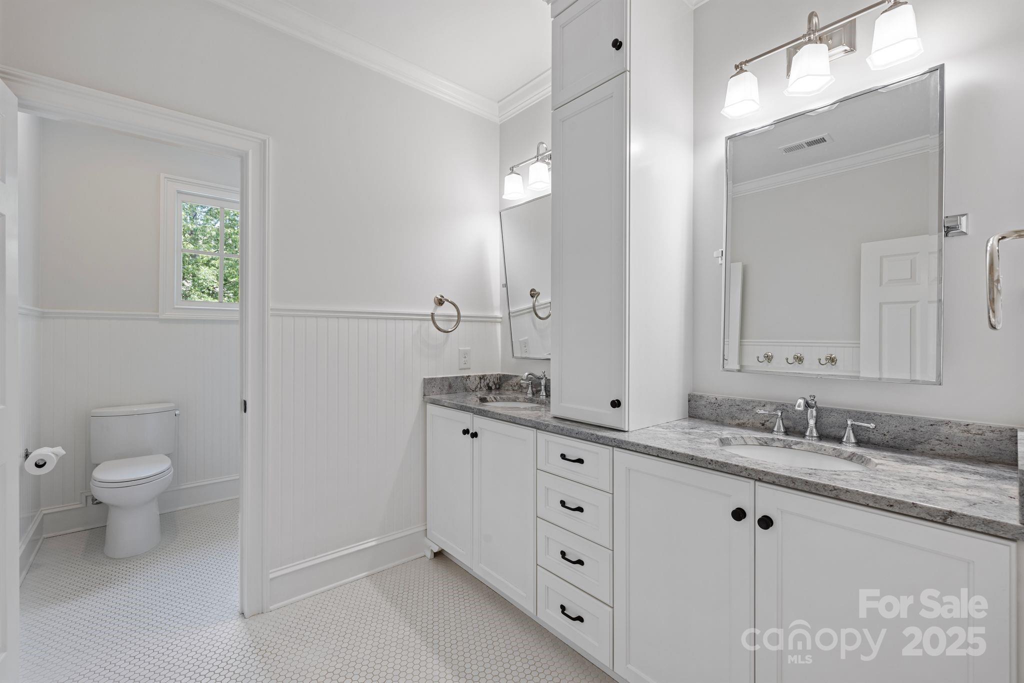 The Peninsula - Residential