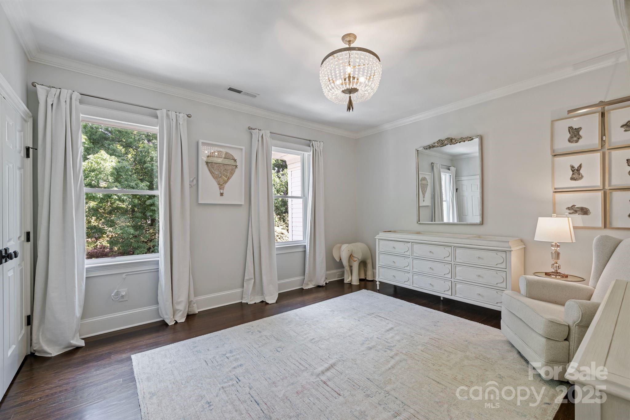 The Peninsula - Residential