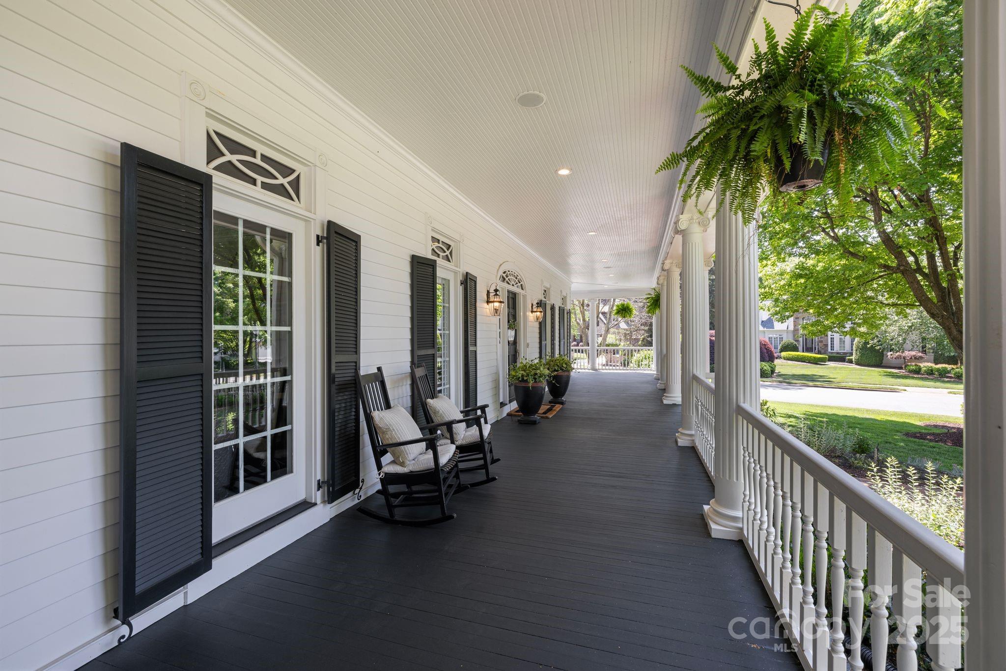 The Peninsula - Residential