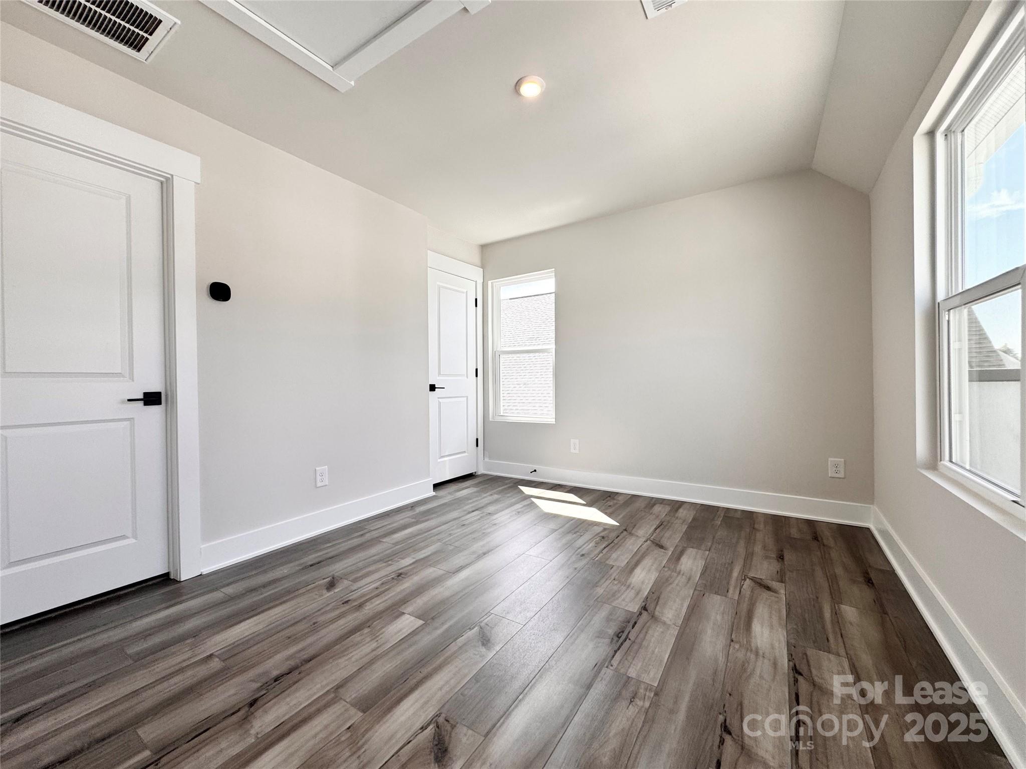 Iron Creek - Residential Lease