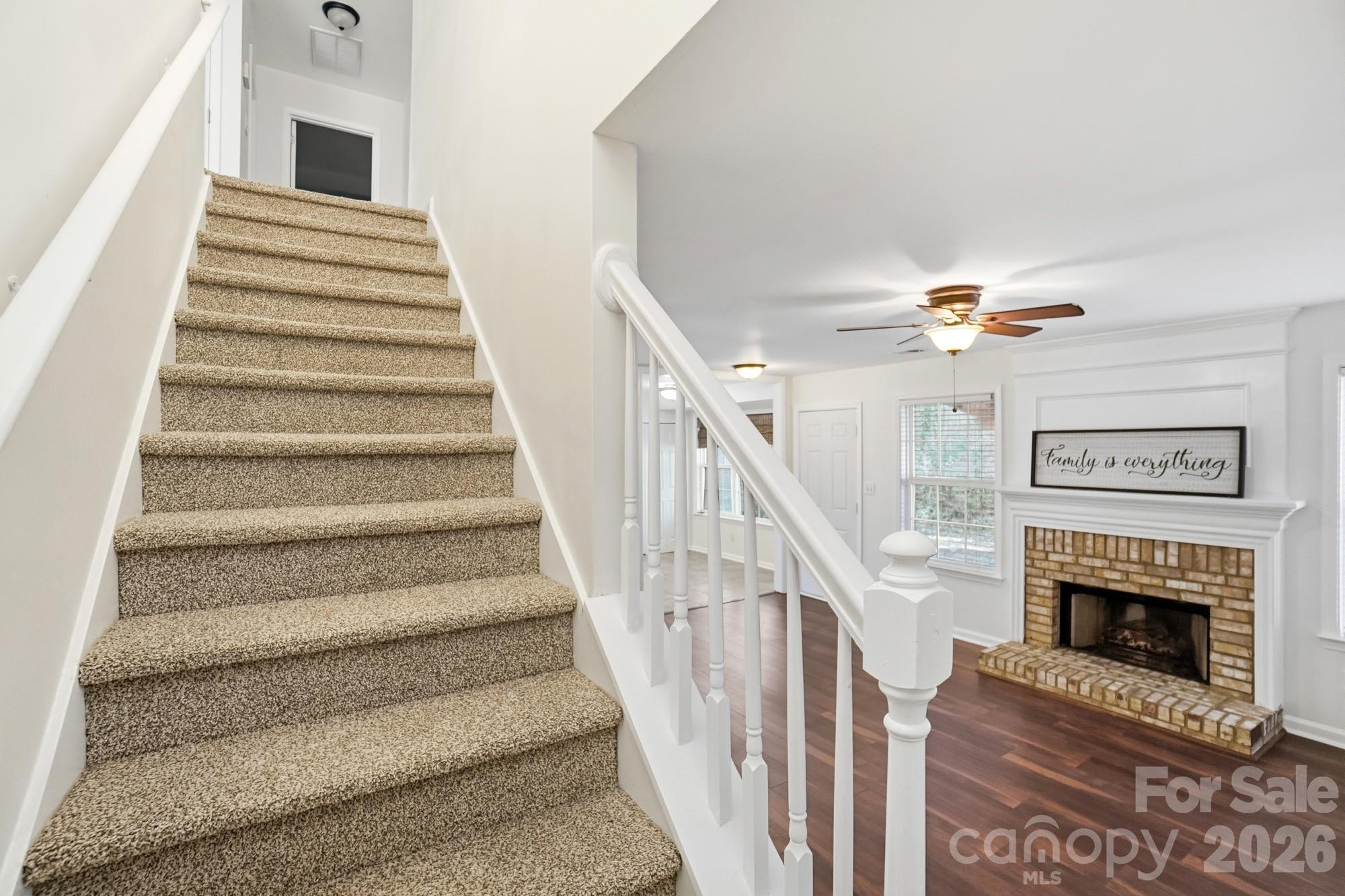 Fox Glenn - Residential