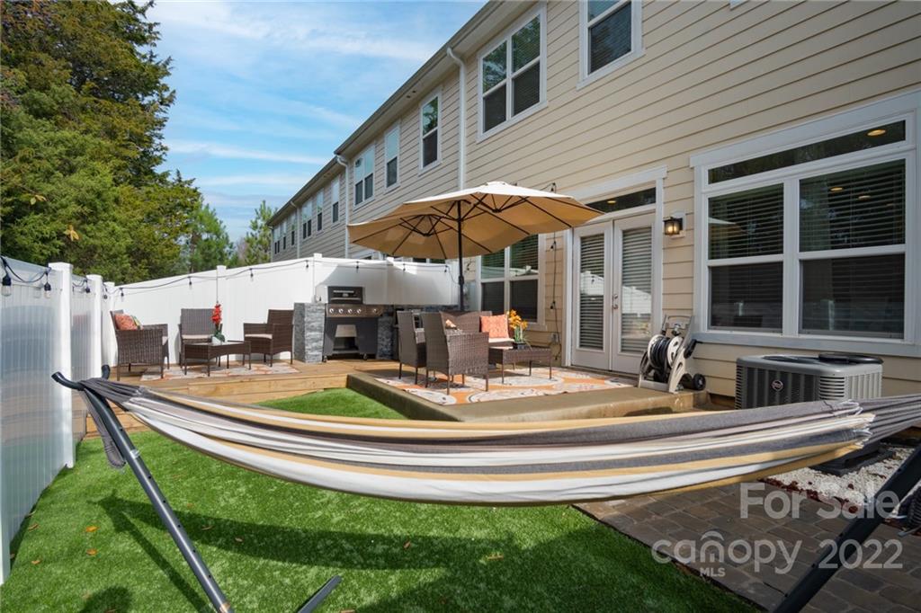 Barclay Woods Townhomes - Residential