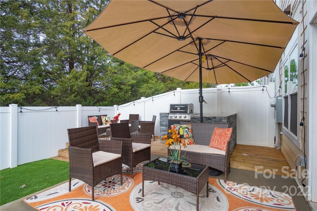 Barclay Woods Townhomes - Residential