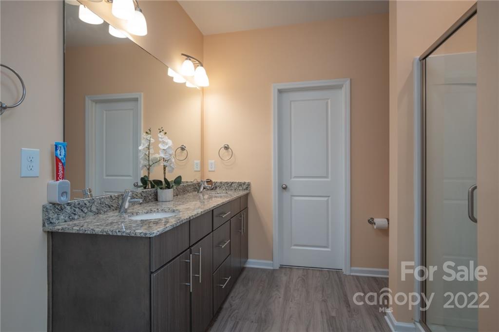 Barclay Woods Townhomes - Residential