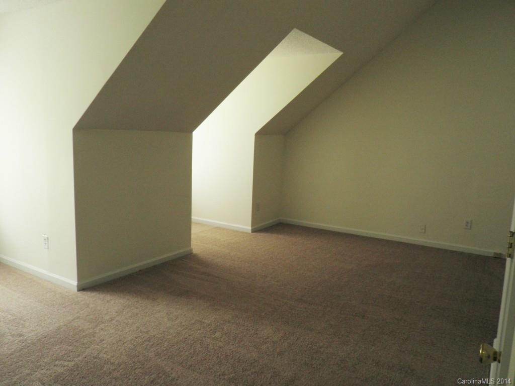 Linda Vista Place - Residential Lease