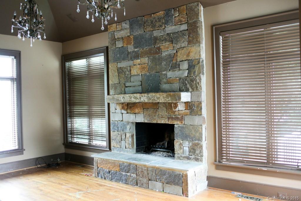 The Peninsula - Residential