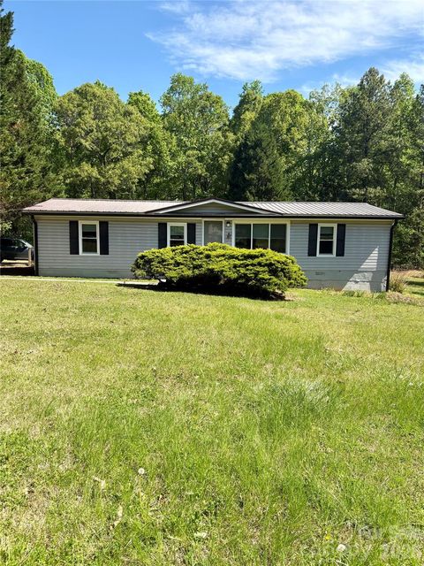 5022 Wrenn Drive Denver NC 28037