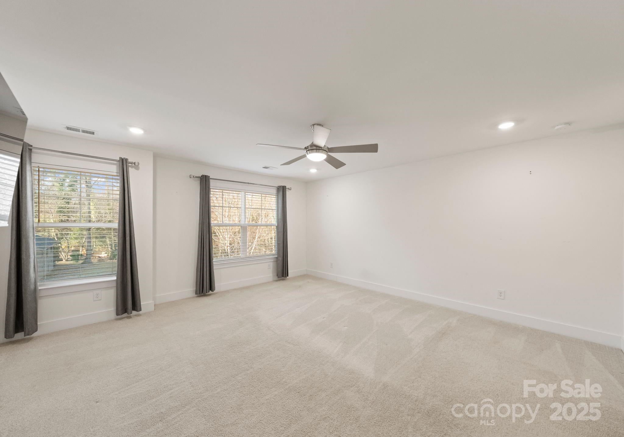 Laurel Walk - Residential