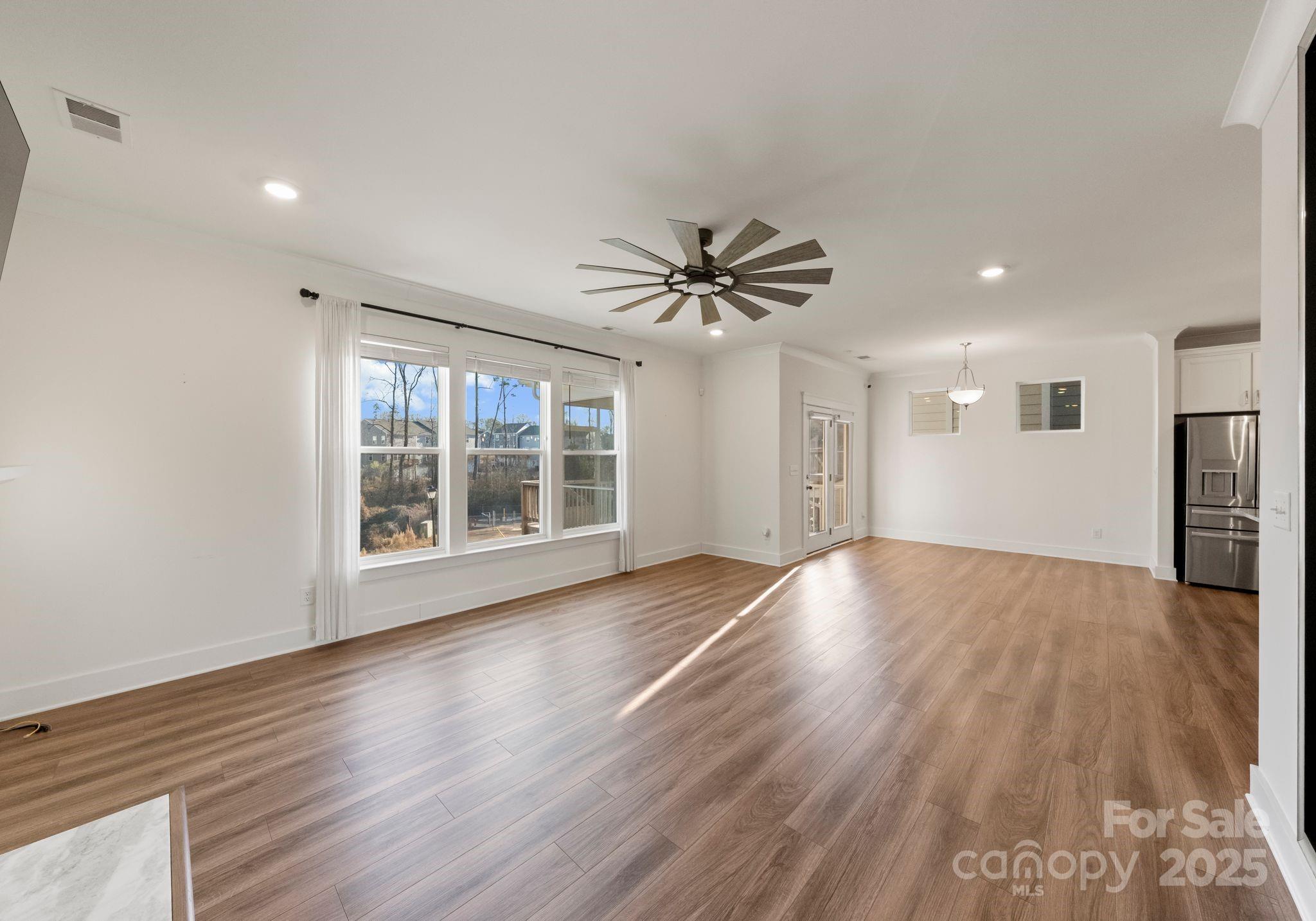 Laurel Walk - Residential