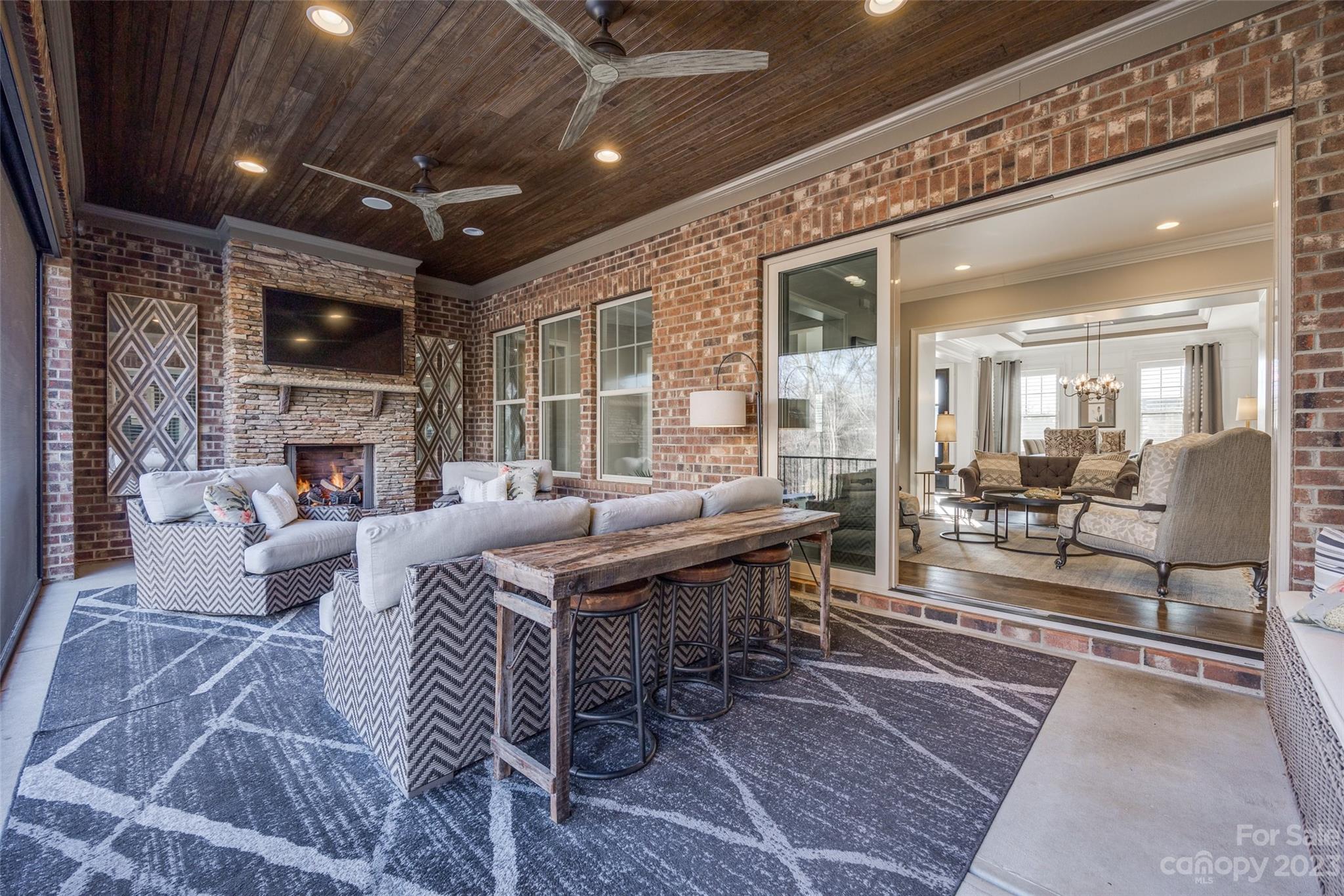 Ladera - Residential